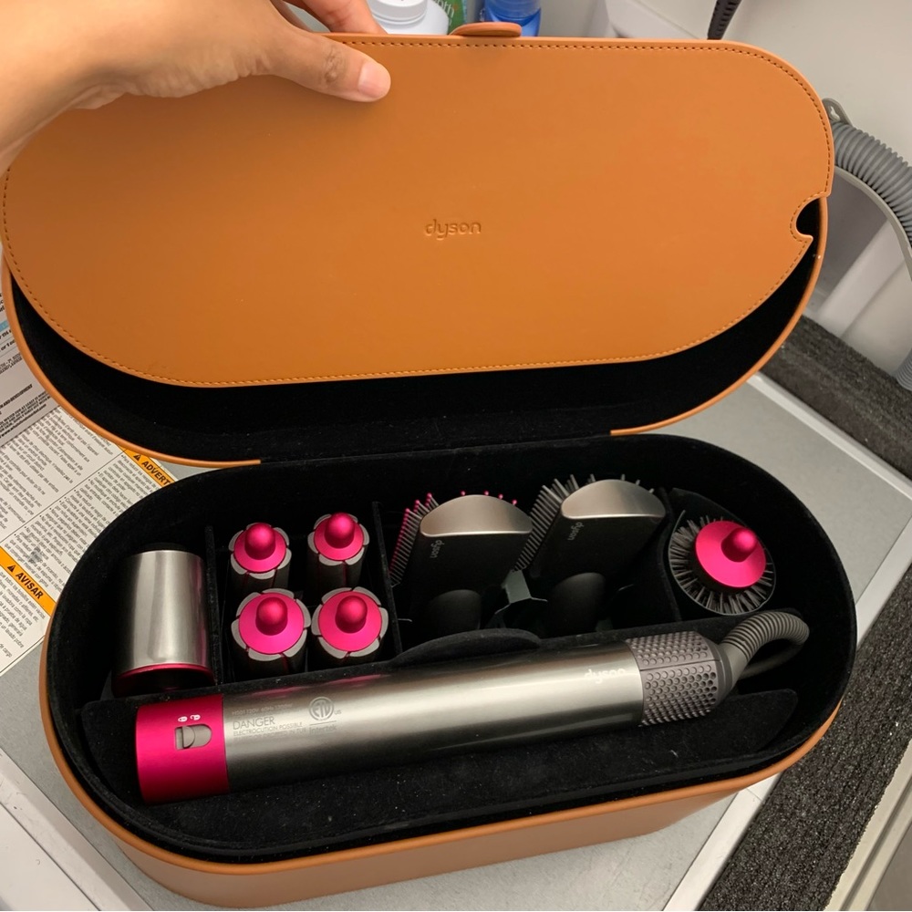 Dyson Airwrap styler